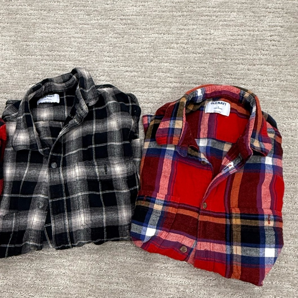 Bundle Women’s Flannel Shirts Black and Red by Old Navy Sz M